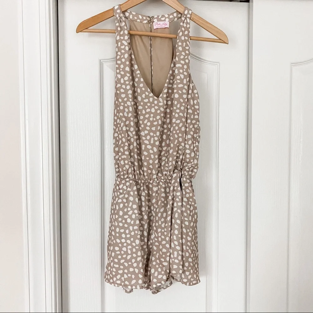 NWOT Pink Lily Won’t Break Your Heart Romper - Picture 4 of 11